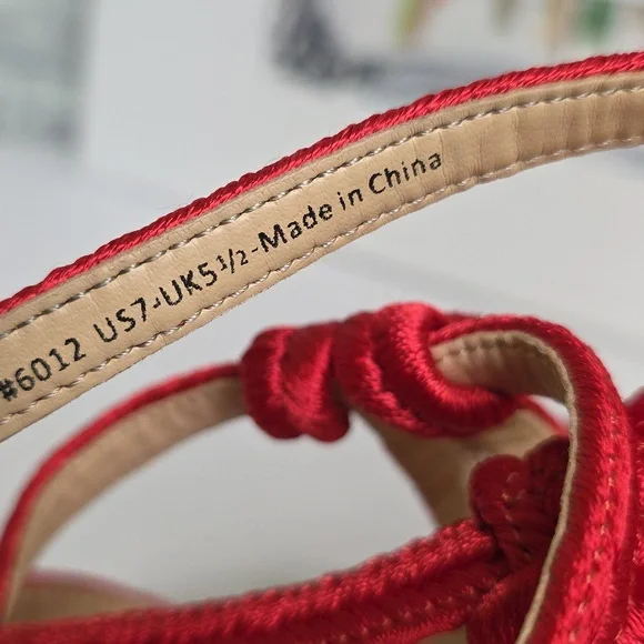 CAbi Tip Toe Red Rope Strappy Block Heel Ankle Strap Sandals Size 7 Style 6012 - Picture 12 of 13